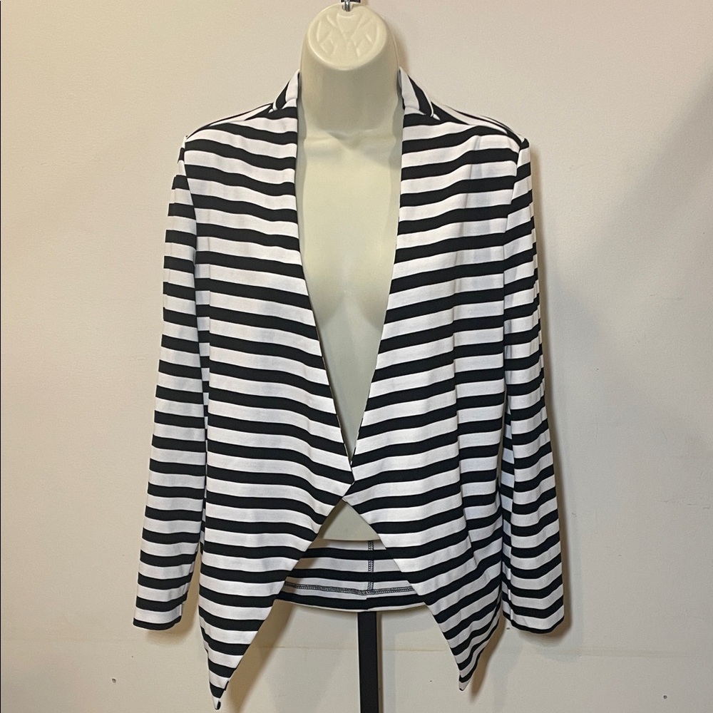 Serra Monochrome Striped Blazer